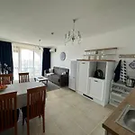 2 Bedroom With 2 Balconies And Sea Views