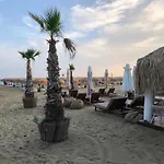 2 Bedroom With 2 Balconies And Sea Views *