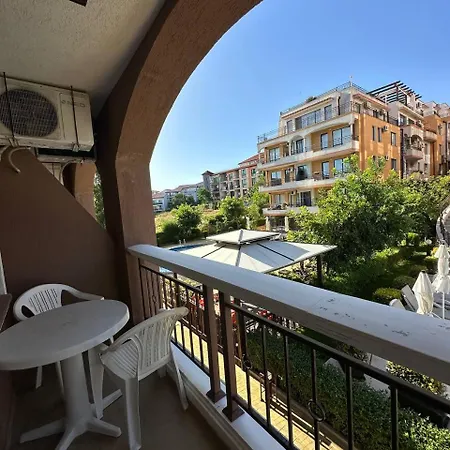 2 Bedroom With 2 Balconies And Sea Views Sveti Vlas