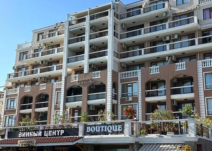 2 Bedroom With 2 Balconies And Sea Views Апартамент