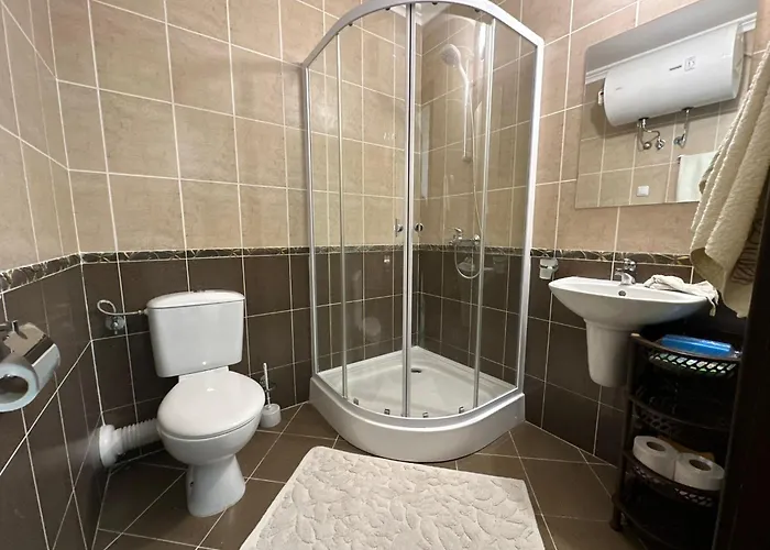 2 Bedroom With 2 Balconies And Sea Views